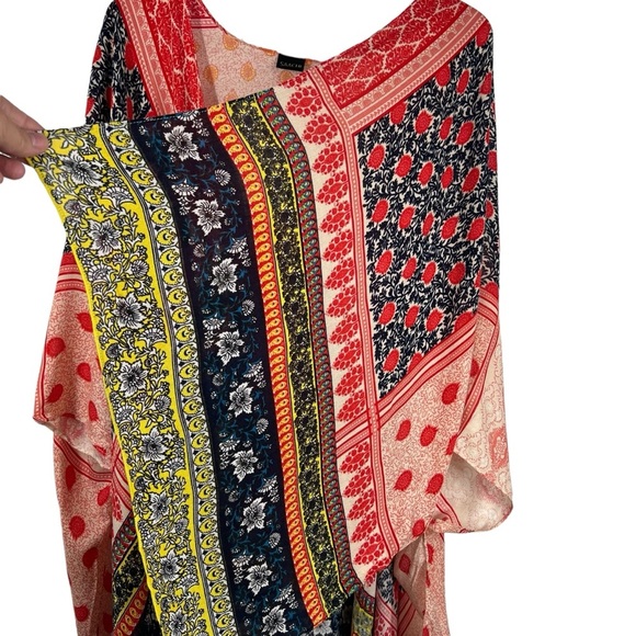 SAACHI Colorful Color block Floral Boxy Cut Kimono - Picture 6 of 9